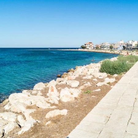 La Diga - Bilocale A Marzamemi, Fronte Mare Apartment Bagian luar foto